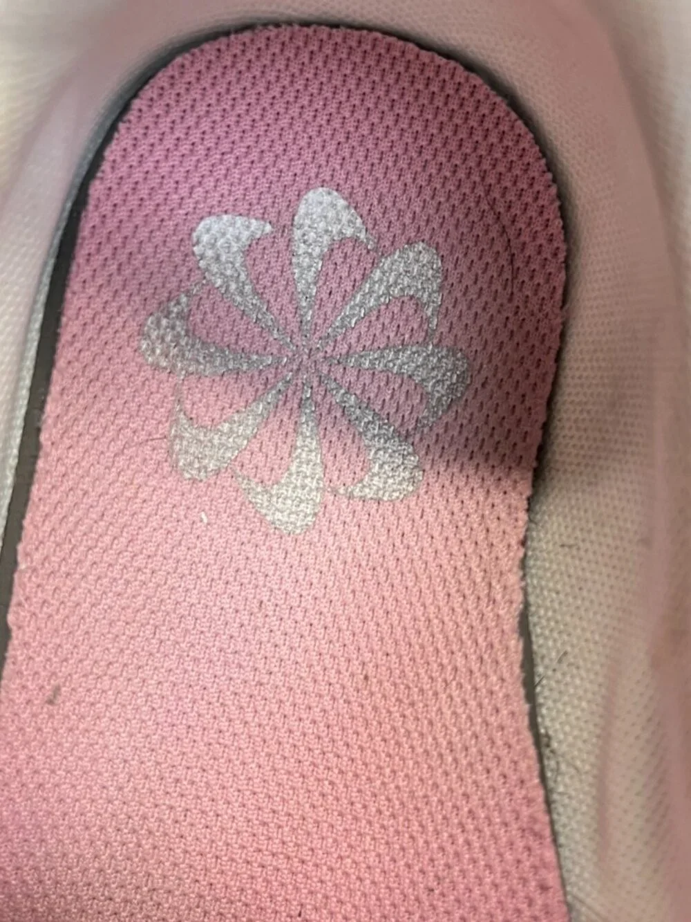 Nike Air Max Motif Girls Size 7Y Pink White Running Athletic Shoes Sneakers